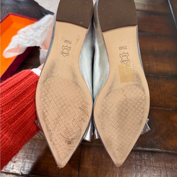 Tory Burch Rosalind Metallic Silver Ballet Flats with Rhinestone Bow - Picture 7 of 11